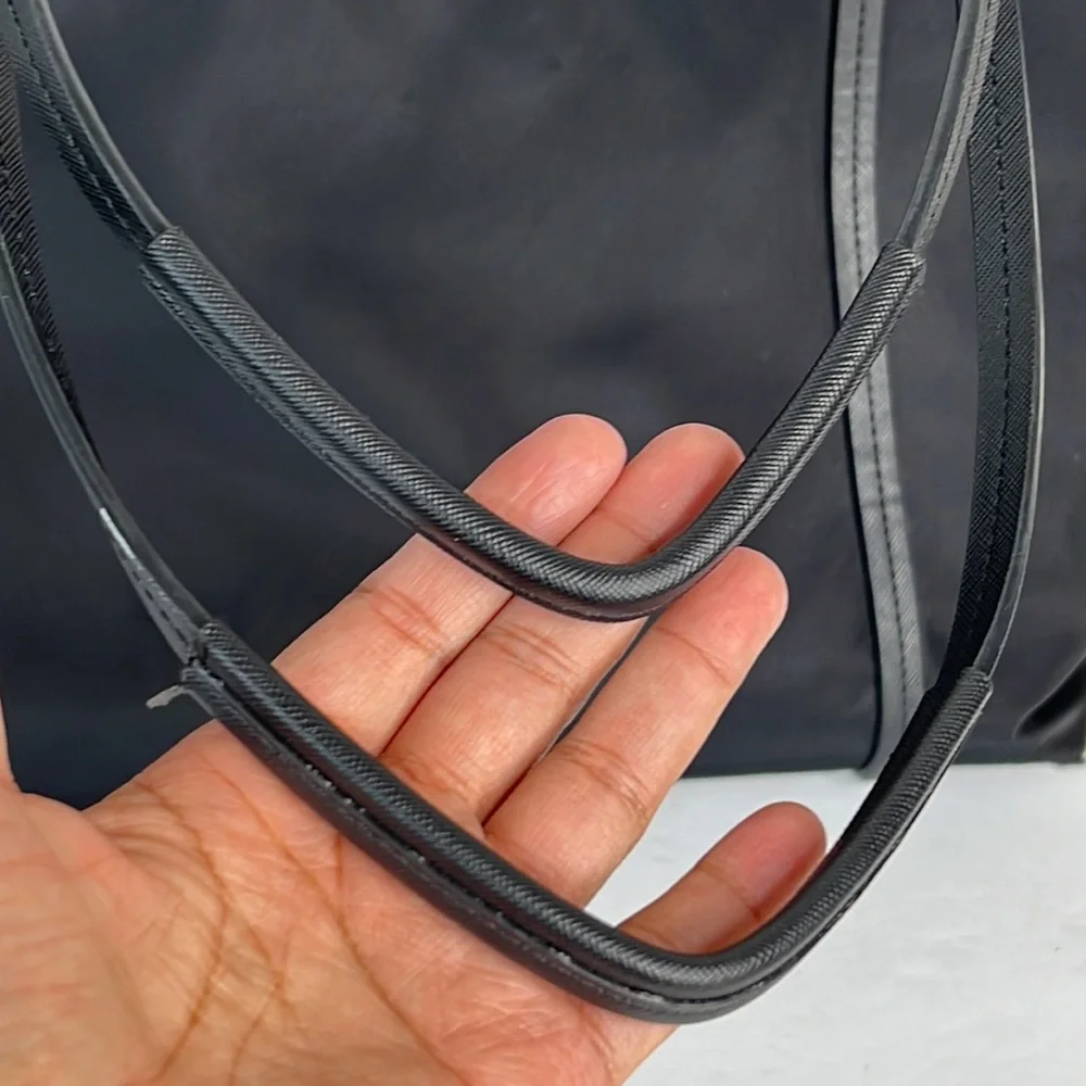 Samasonite Nylon Travel‎ Tote - Picture 3 of 15